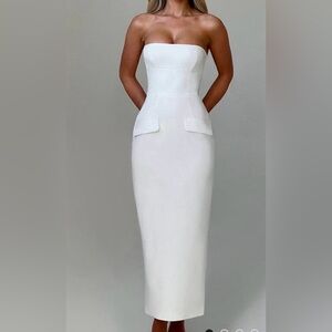 Chic Strapless White Dress